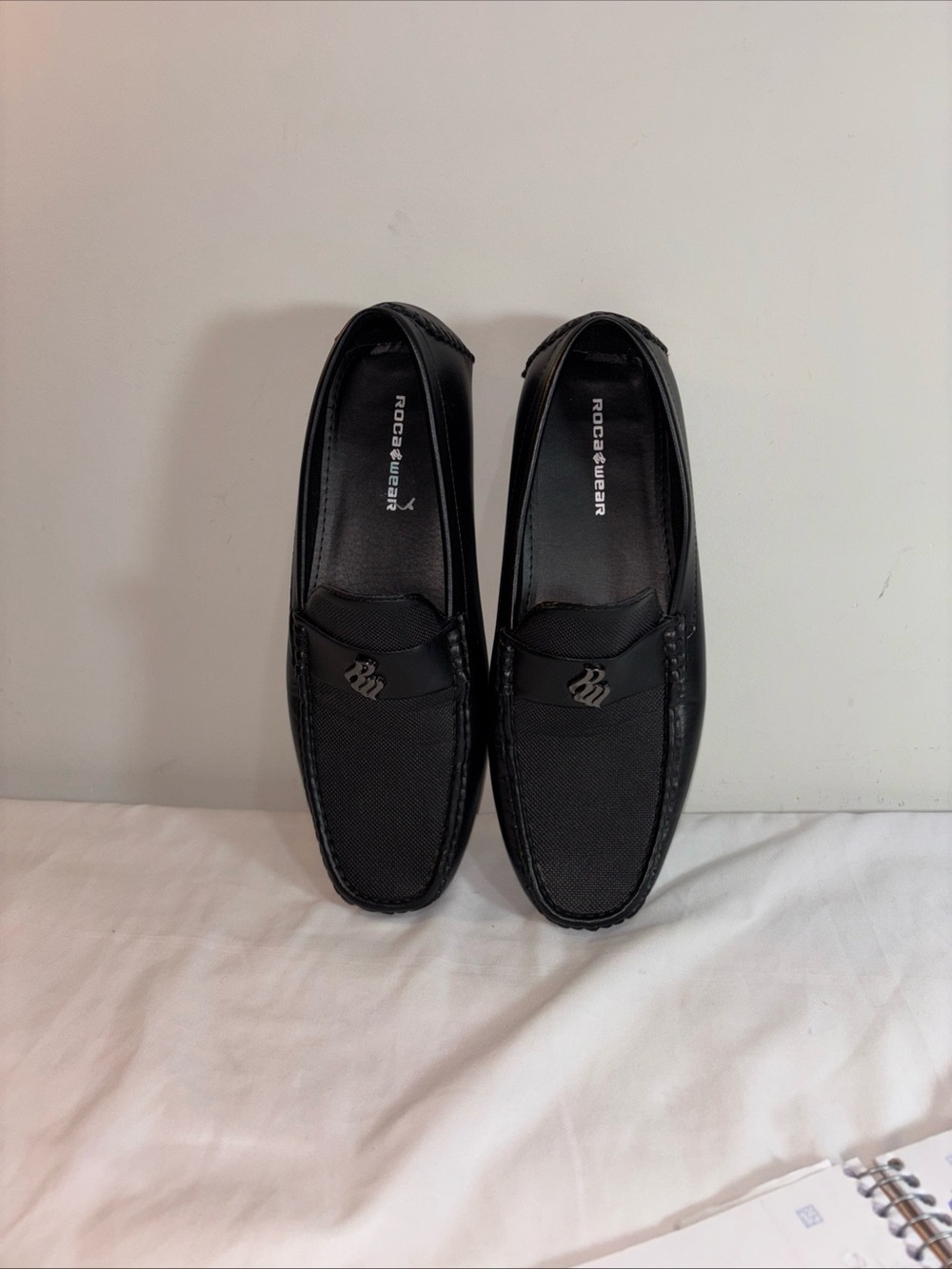 Rocawear Men’s Black Slip-On Loafers. 7/30